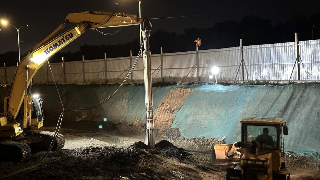 BVEM 2600 r/min ঘূর্ণন গতি কম্পন প্রবাহ ডিভাইস excavator ভাগ জলবাহী শক্তি সিস্টেম মাউন্ট