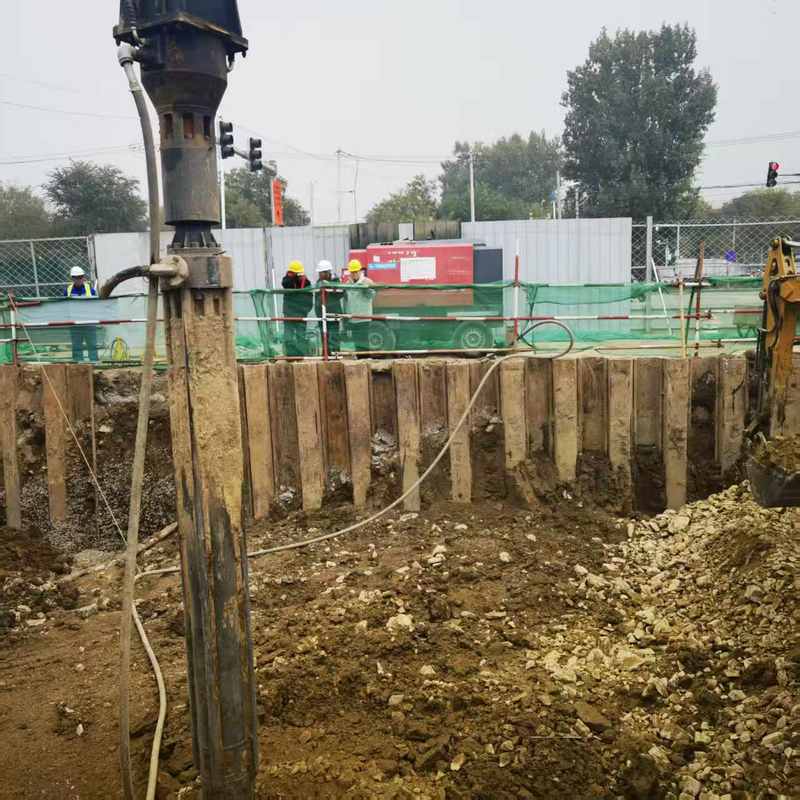 Hydraulic Vibroflot with 220 kN Centrifugal Force 20 m³/min Air Compressor and 500-800 mm Diameter for High Compaction Efficiency